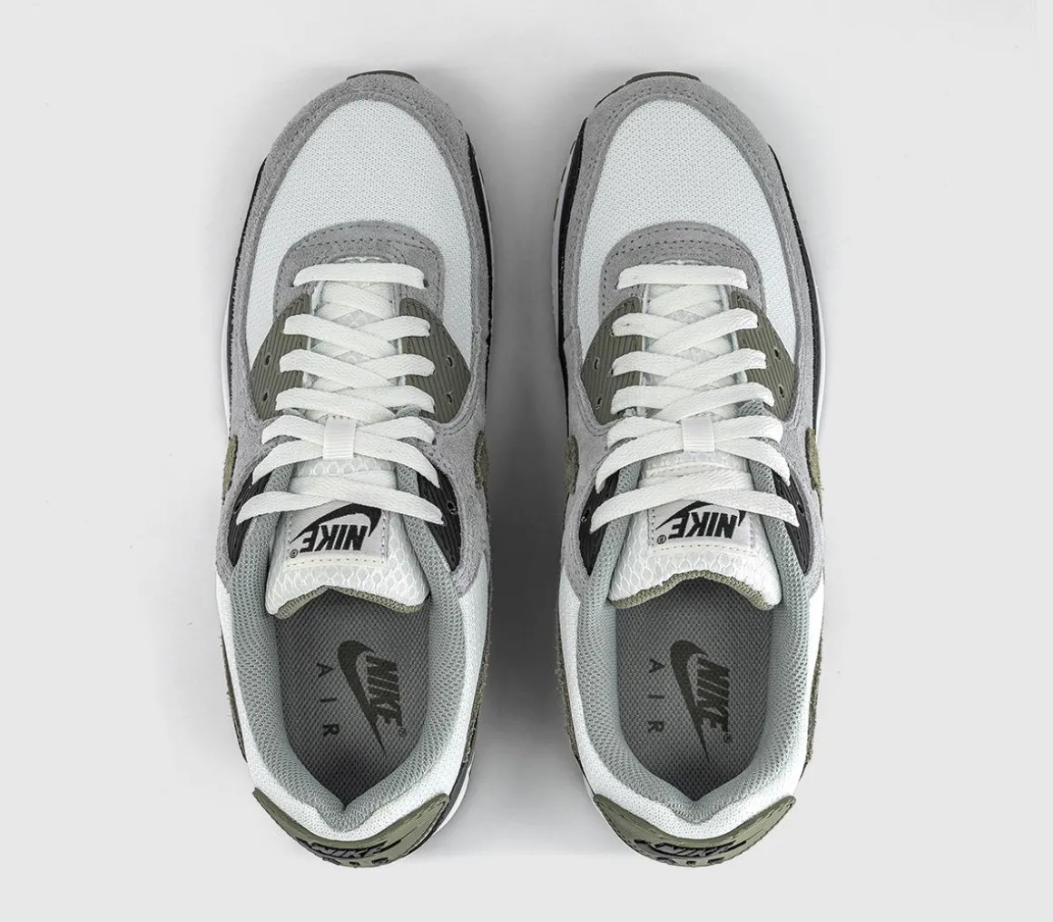 Air Max 90 Trainers