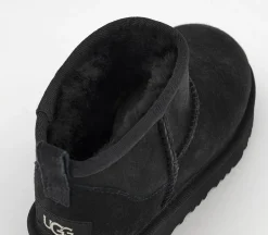 Classic Ultra Mini II Youth Boots