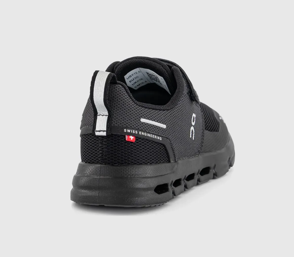 Cloudplay Youth Trainers