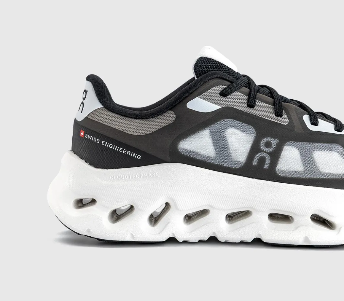 Cloudtilt Remix Trainers