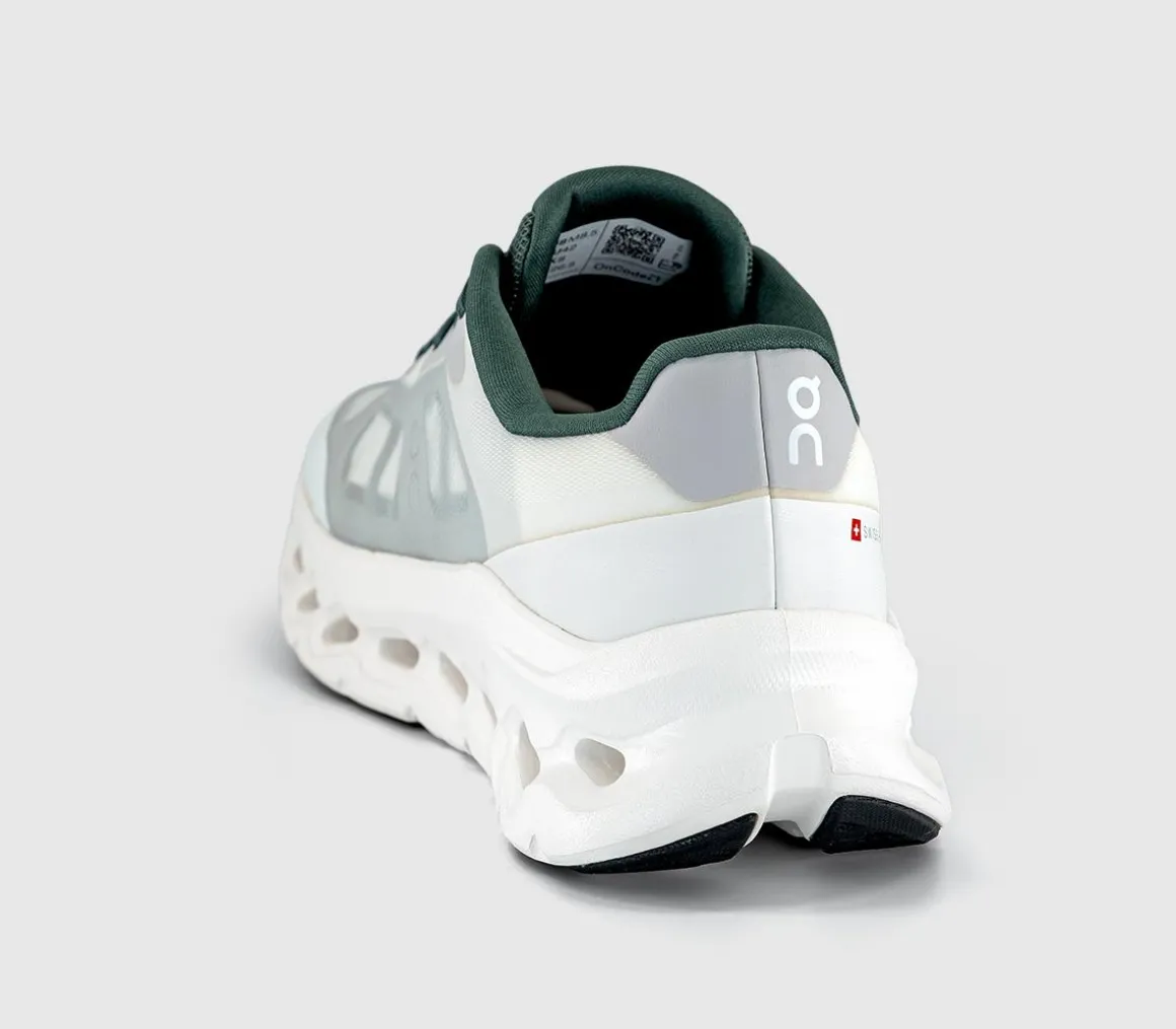 Cloudtilt Remix Trainers