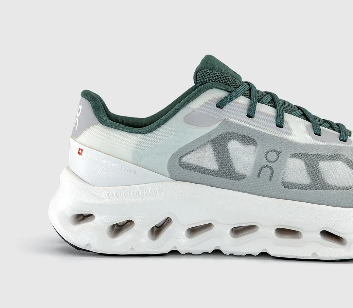 Cloudtilt Remix Trainers