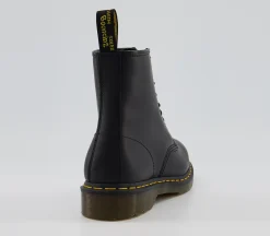 Dm 8 Eye Lace Men's Boots
