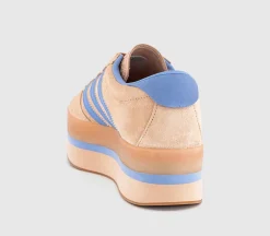Gazelle Stack Trainers