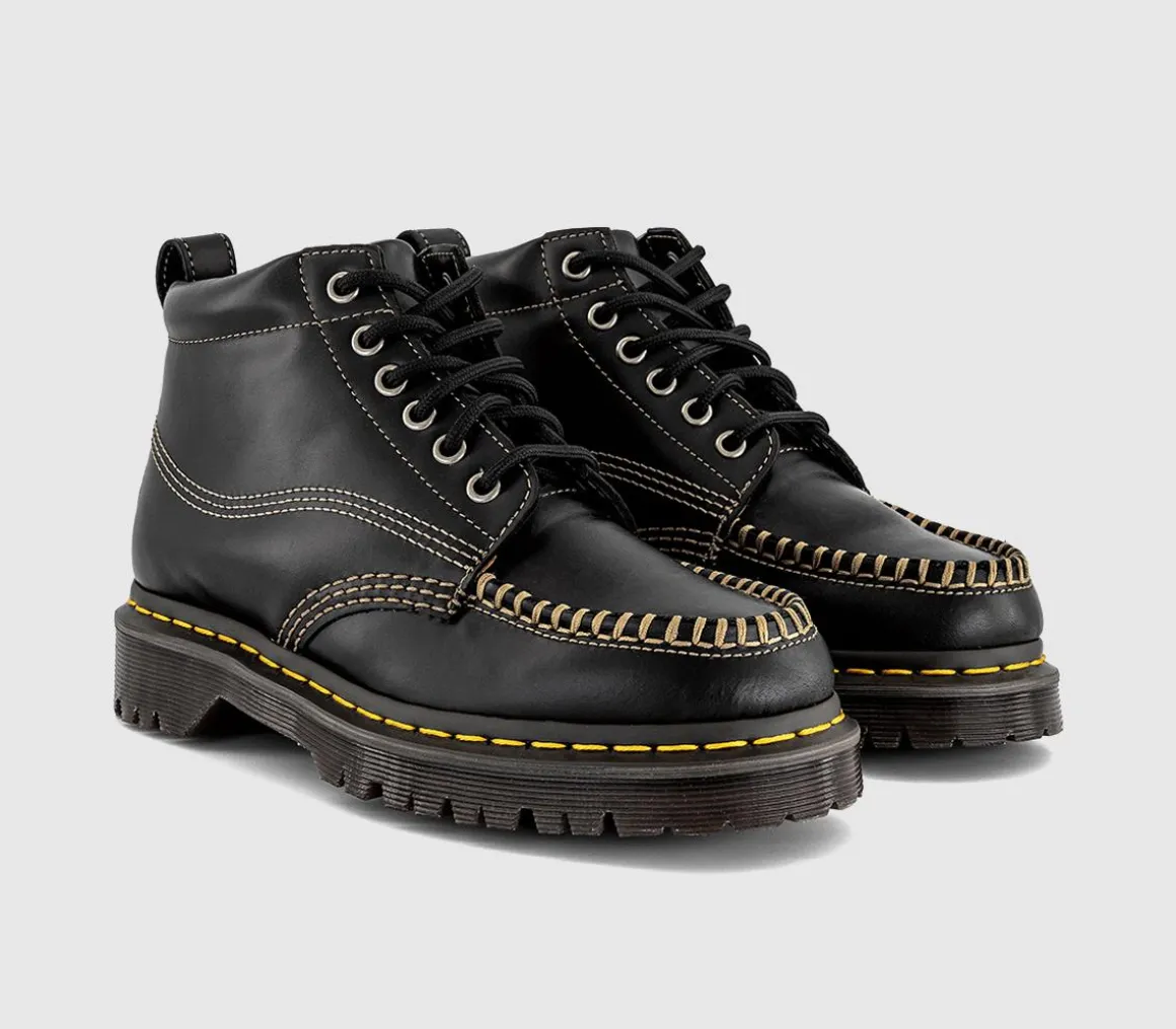 Lowell Chukka Boots