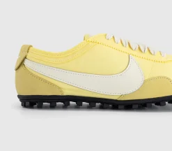 Moon Shoe