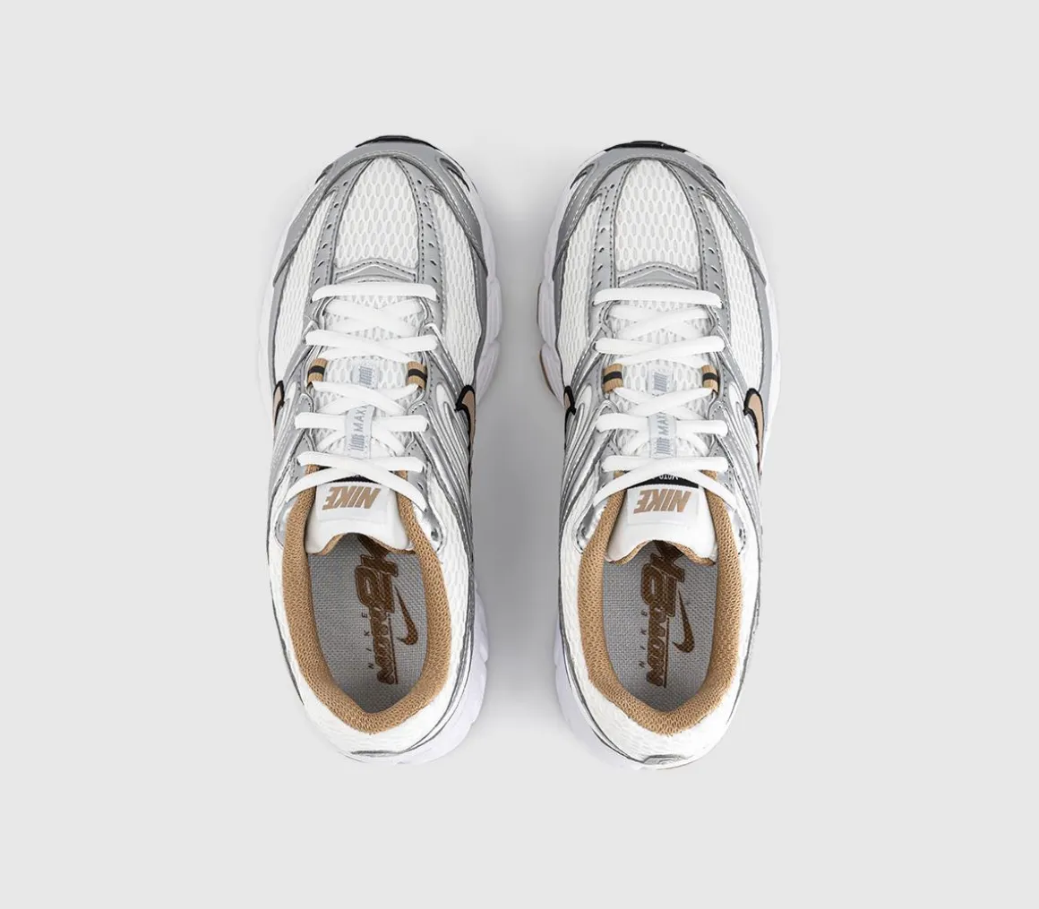 Nike Air Max Moto 2k Trainers