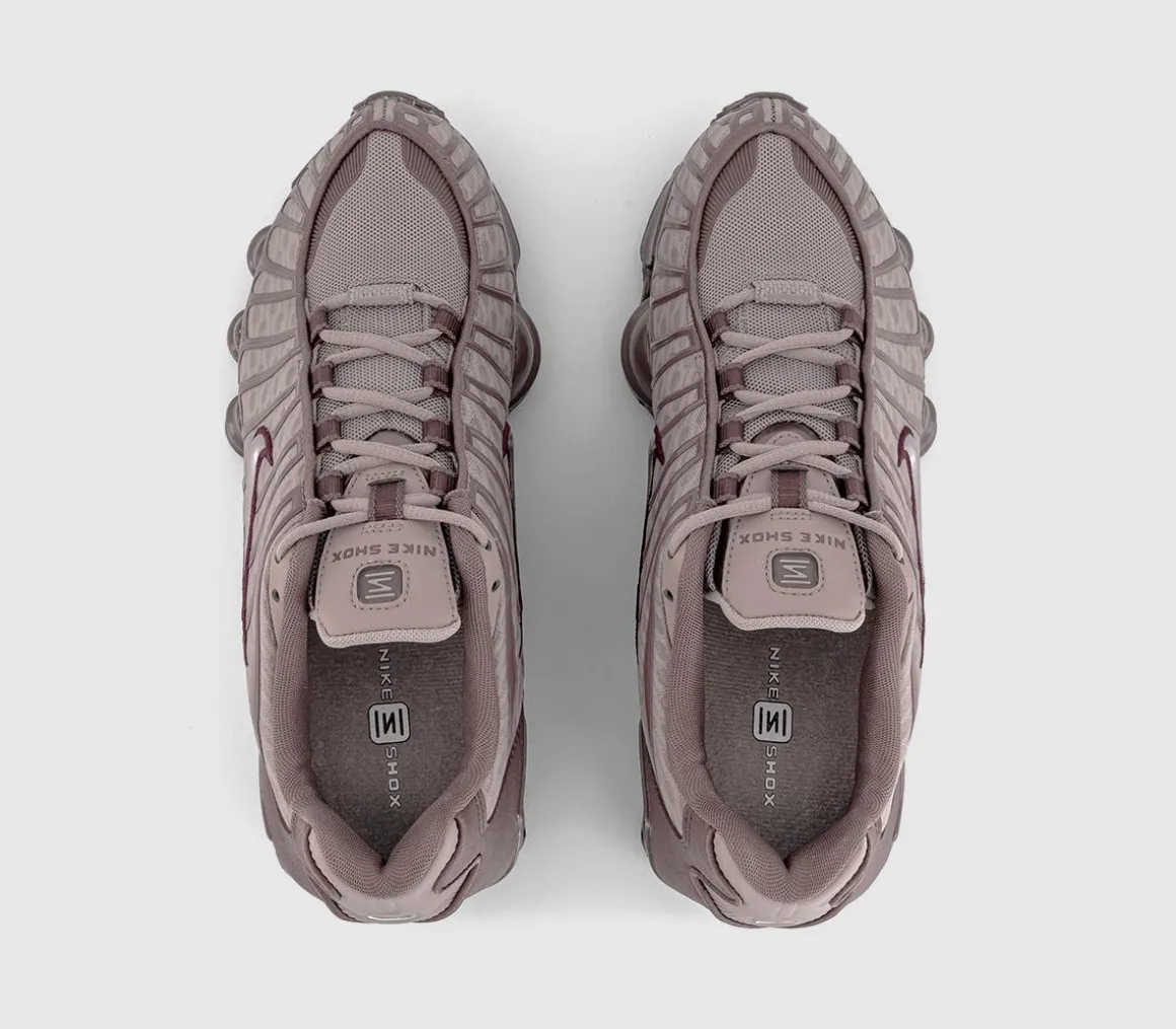 Nike Shox TL Trainers