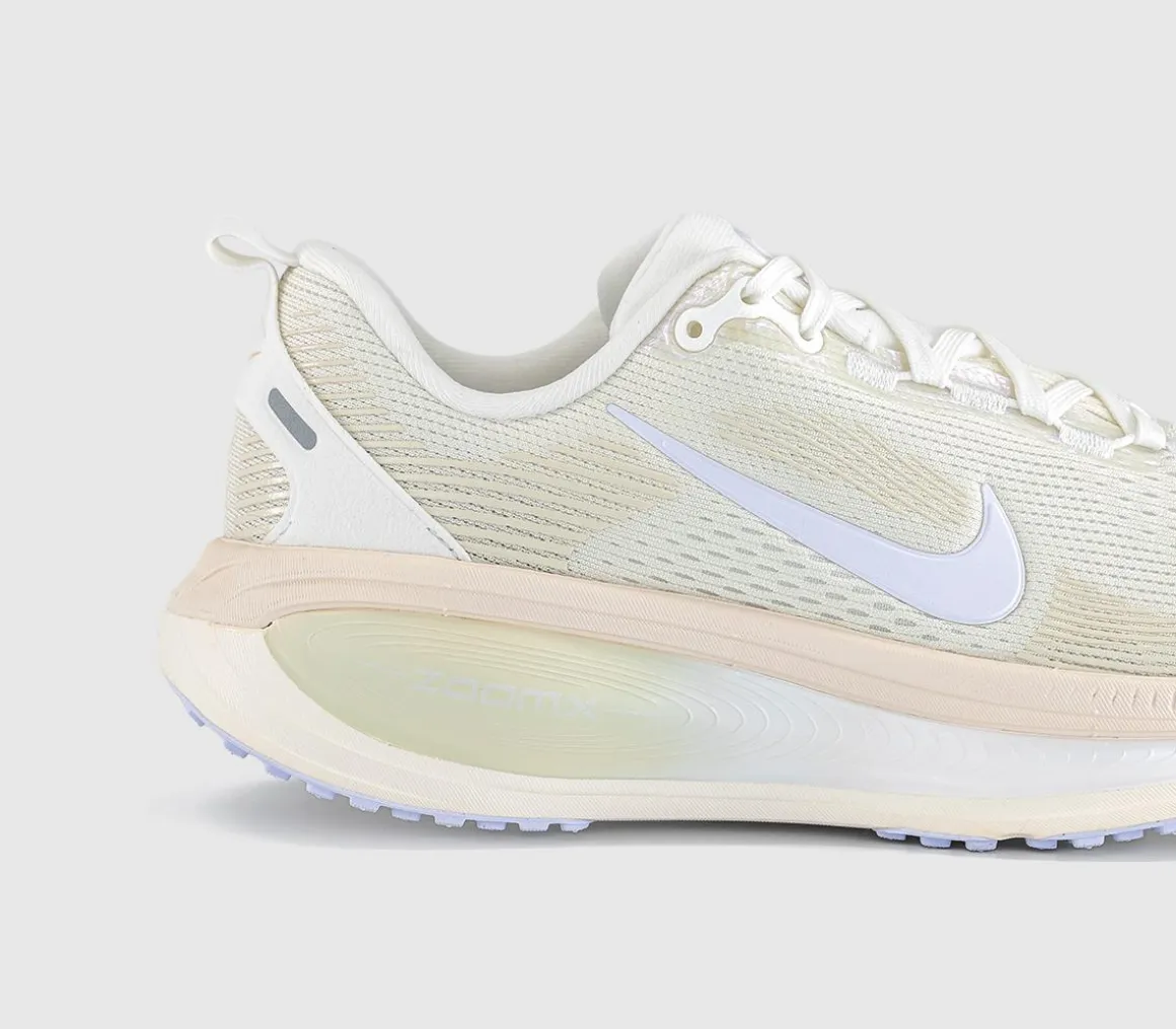 Nike Vomero 18 Trainers