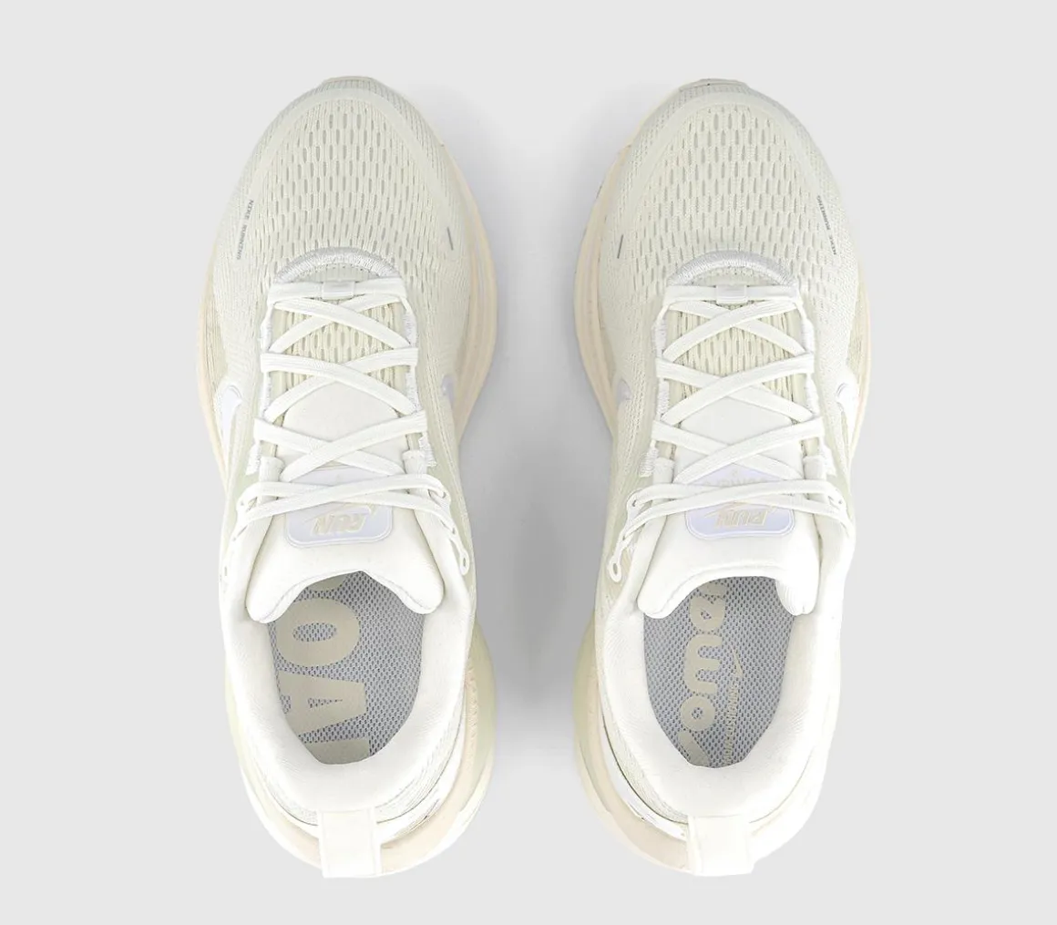 Nike Vomero 18 Trainers