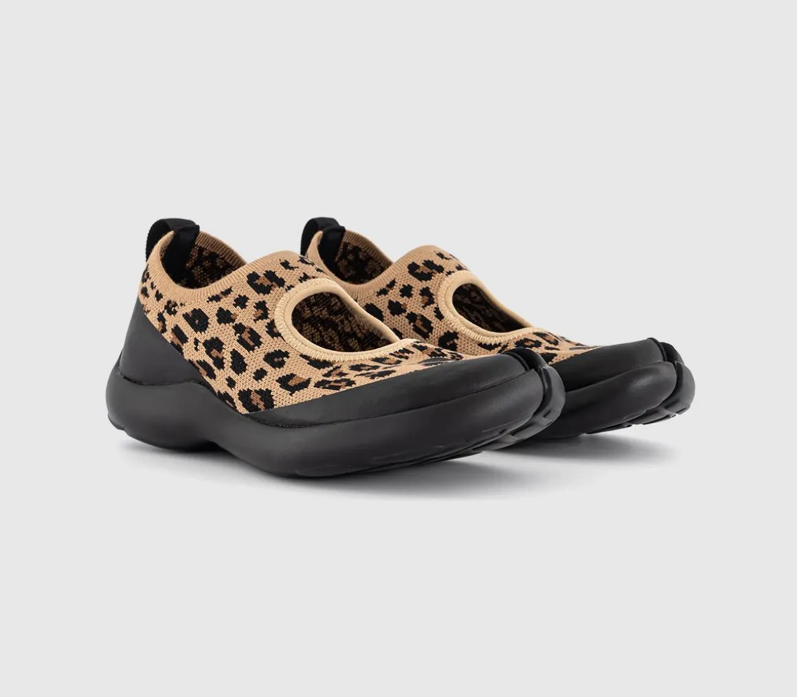 Tabi Sandals