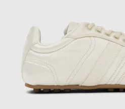 Tb.69 Rife Sneakers