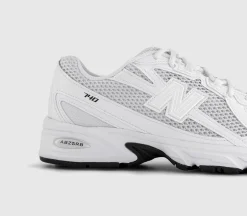 740 Trainers