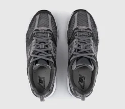 530 Trainers
