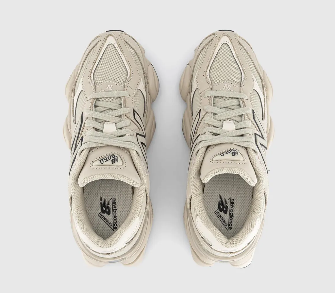 9060 Trainers