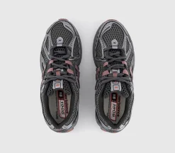 1906 Trainers