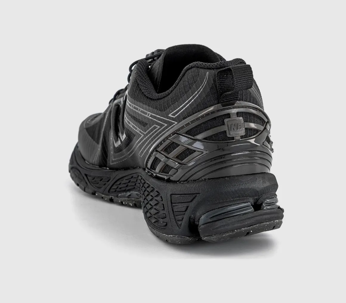 1906 Trainers