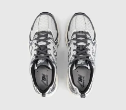 530 Trainers