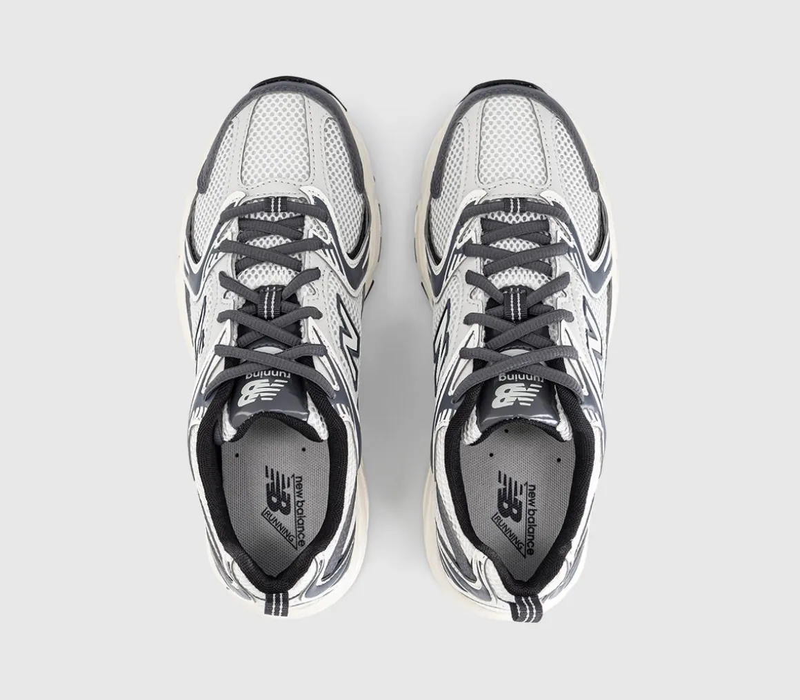 530 Trainers
