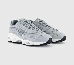 1000 Trainers