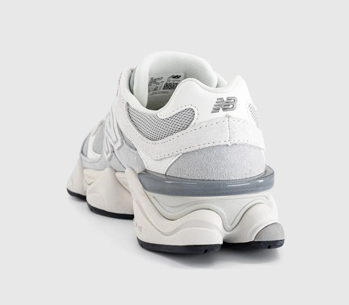 9060 Trainers