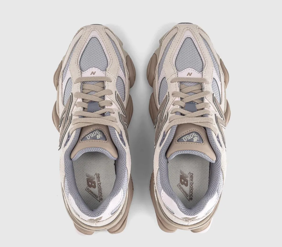 9060 Trainers