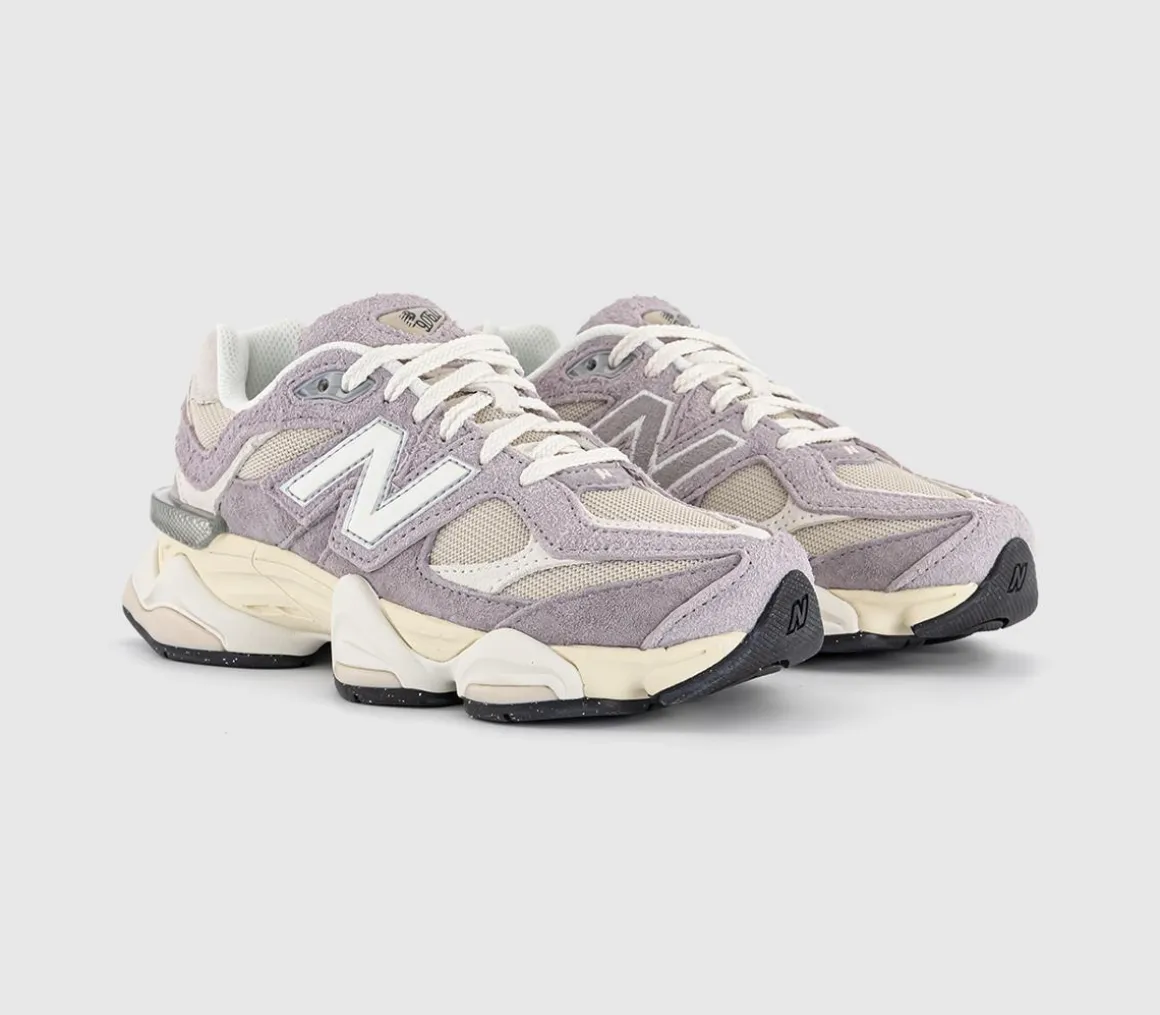 9060 Trainers