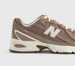 740 V2 Trainers