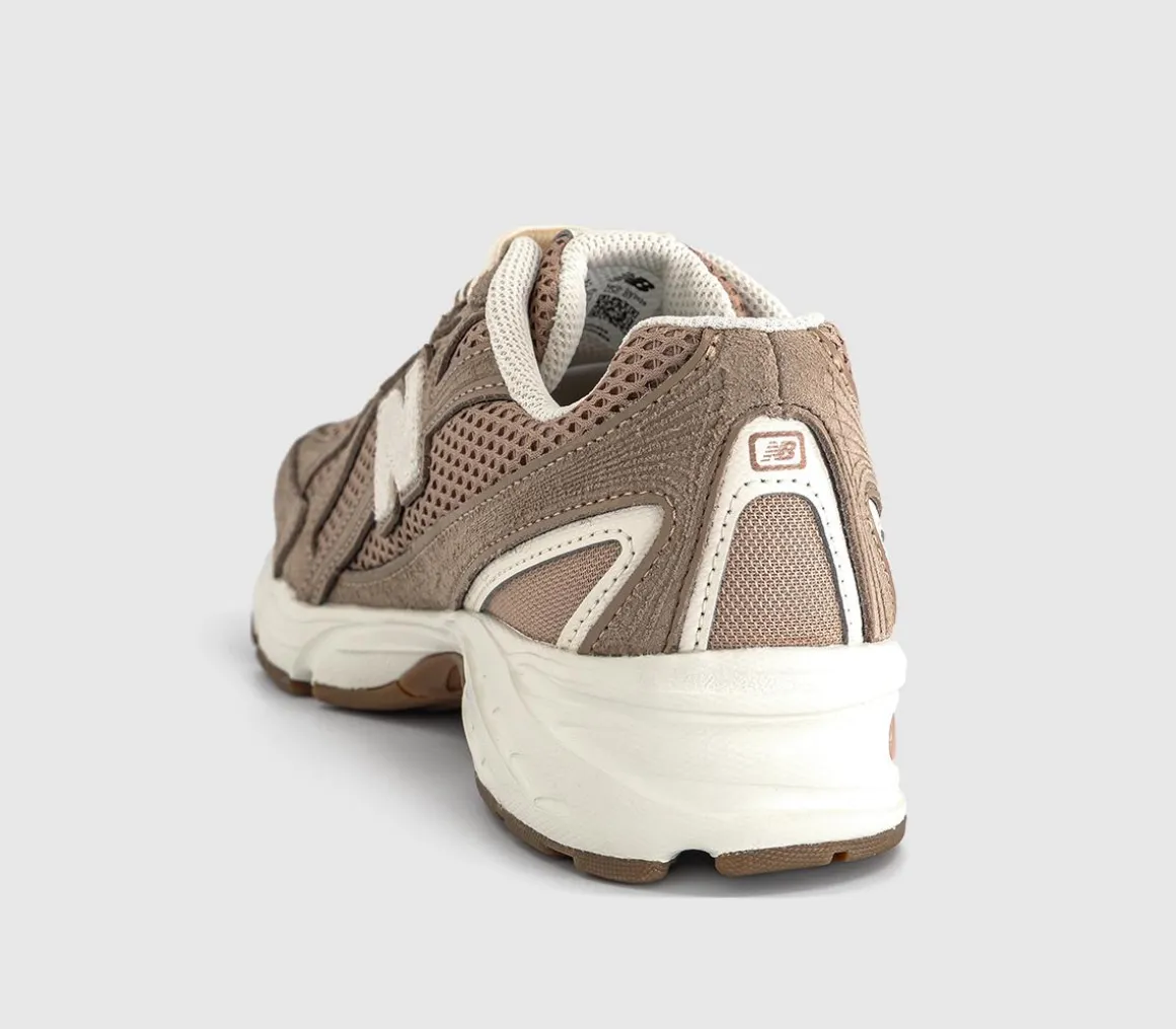 740 V2 Trainers