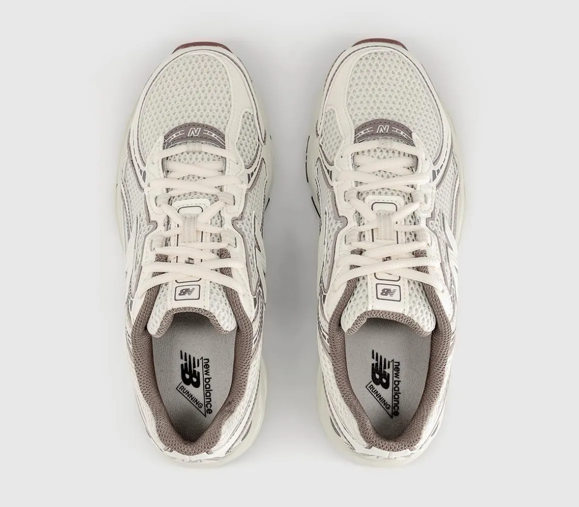 740 V2 Trainers
