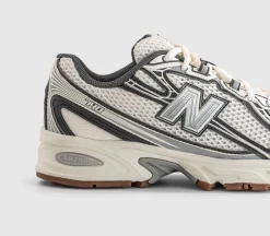 740 V2 Trainers