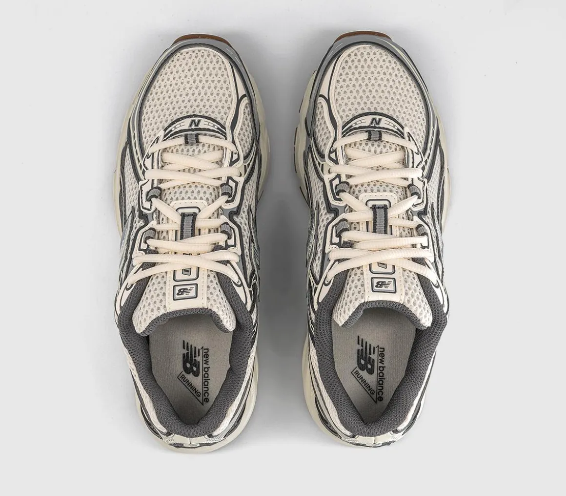 740 V2 Trainers