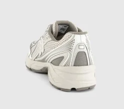740 V2 Trainers