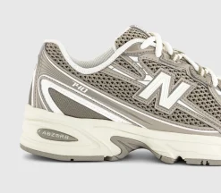 740 V2 Trainers