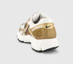 Zoom Vomero 5 Trainers