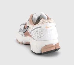 Zoom Vomero 5 Trainers